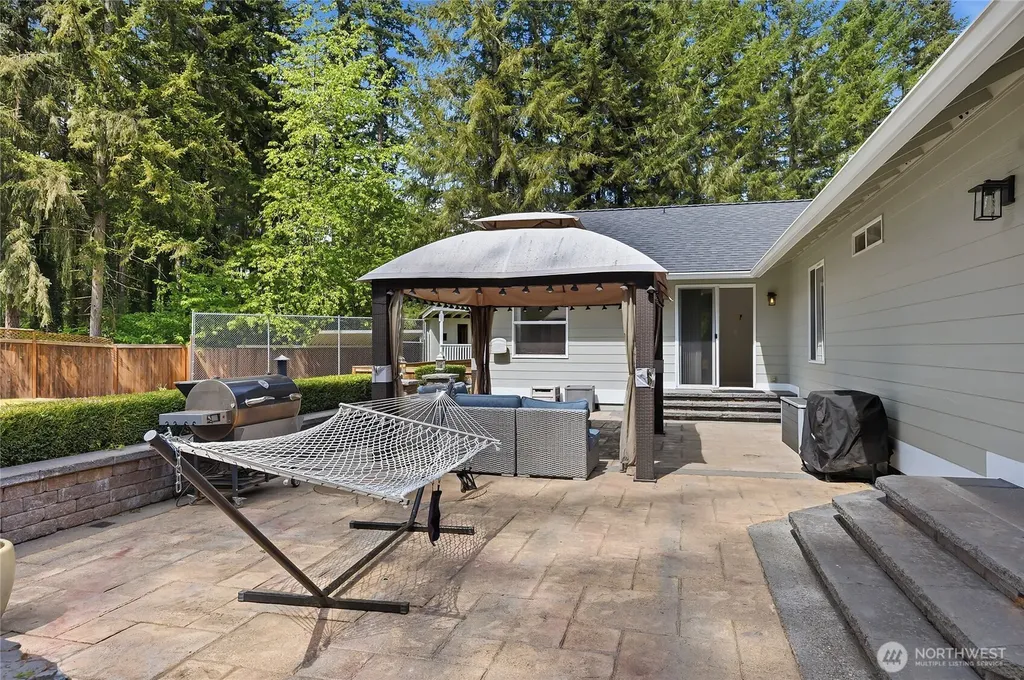 24047 192nd Place SE Covington WA 98042