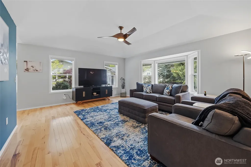 24047 192nd Place SE Covington WA 98042