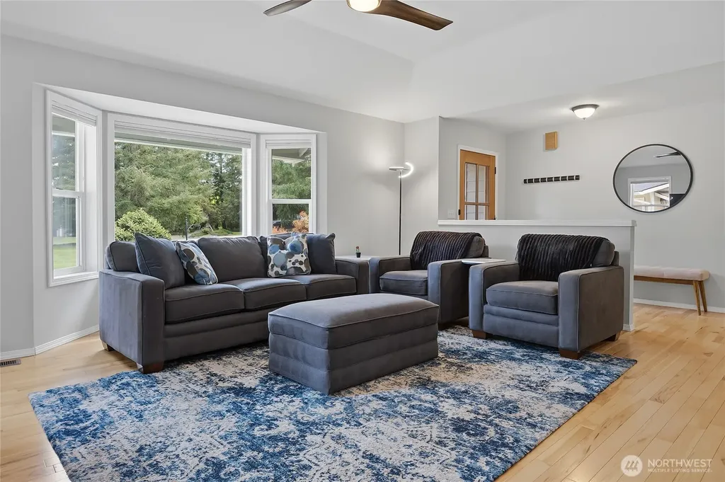 24047 192nd Place SE Covington WA 98042