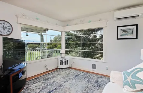 5822 Mutiny Bay Road Freeland WA 98249