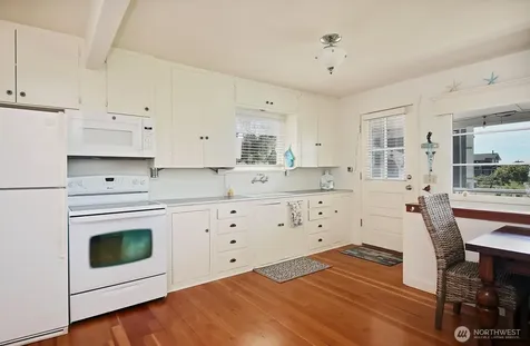 5822 Mutiny Bay Road Freeland WA 98249