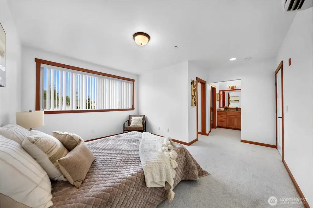 212 W Maberry Drive Lynden WA 98264