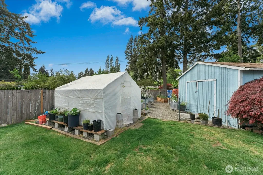 18204 59th Place W Lynnwood WA 98037