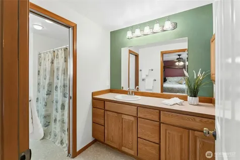 18204 59th Place W Lynnwood WA 98037