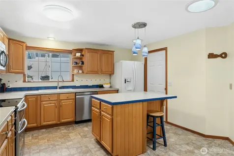18204 59th Place W Lynnwood WA 98037