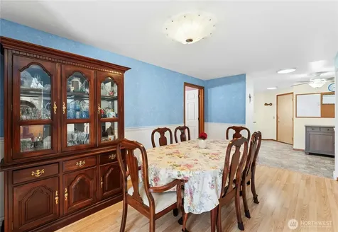18204 59th Place W Lynnwood WA 98037