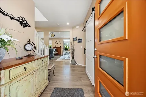 609 N Bradley Street Chelan WA 98816
