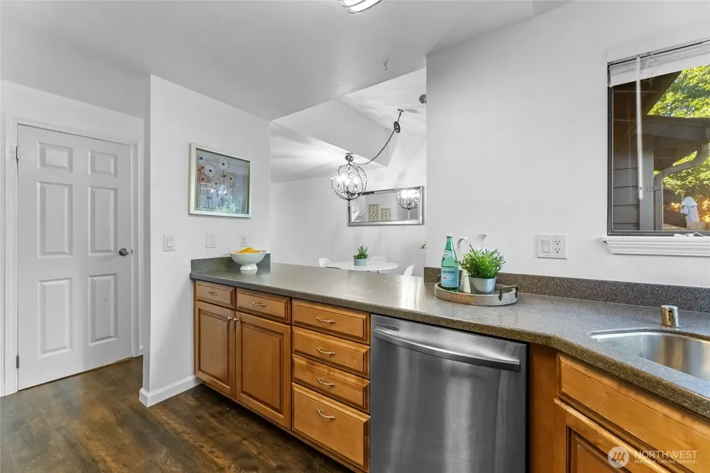 1555 Union Avenue NE Renton WA 98059