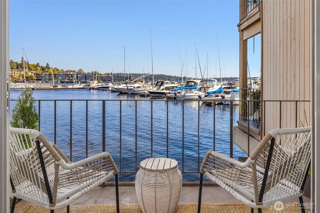 65 Kirkland Avenue Kirkland WA 98033