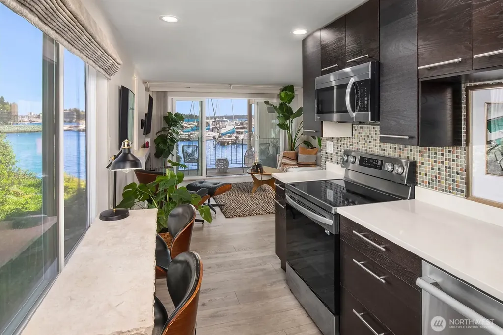 65 Kirkland Avenue Kirkland WA 98033