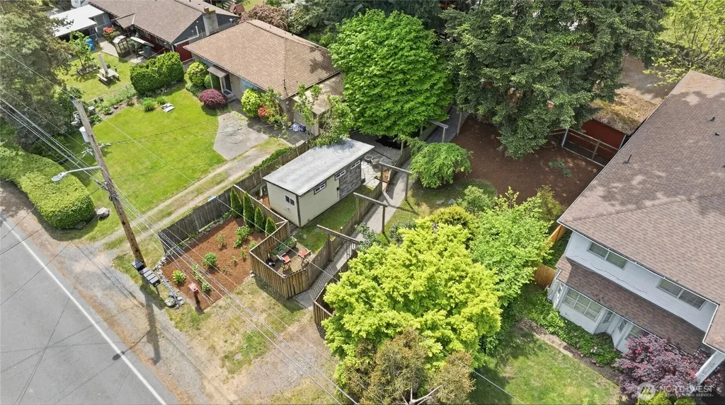 15749 Wallingford Avenue N Shoreline WA 98133