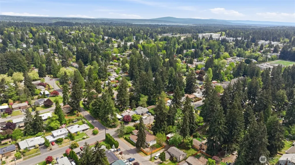 15749 Wallingford Avenue N Shoreline WA 98133