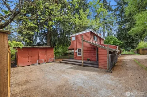 15749 Wallingford Avenue N Shoreline WA 98133