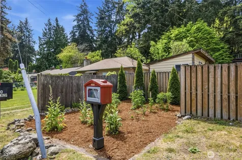 15749 Wallingford Avenue N Shoreline WA 98133