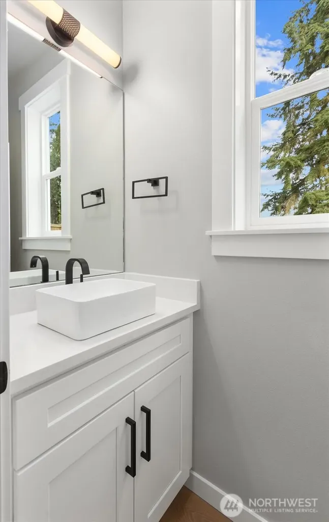 3502 Alaska Road Brier WA 98036