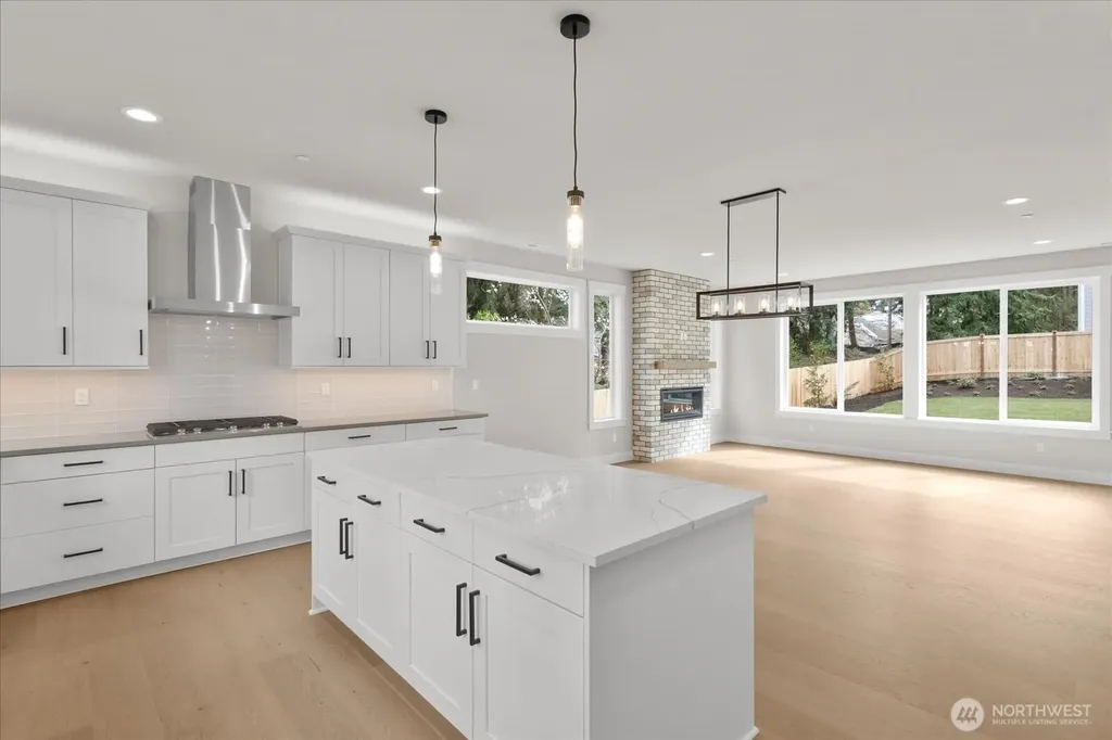 3502 Alaska Road Brier WA 98036