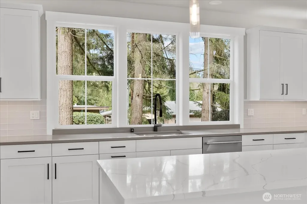 3502 Alaska Road Brier WA 98036