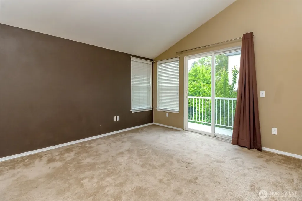 2816 SW Adams Street Seattle WA 98126