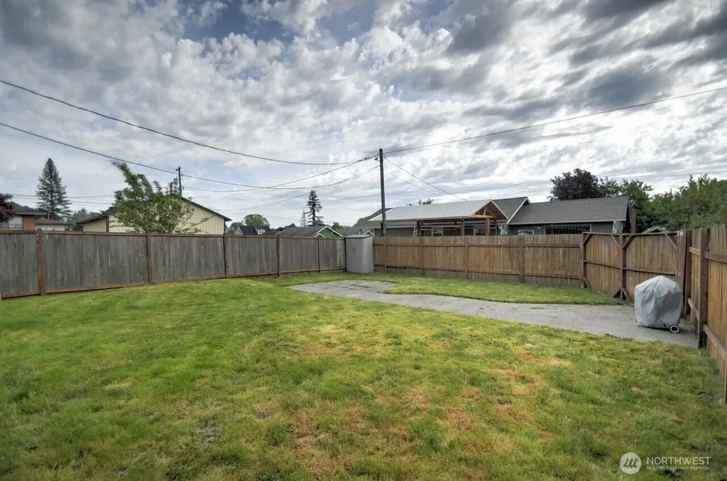 1059 S Market Boulevard Chehalis WA 98532