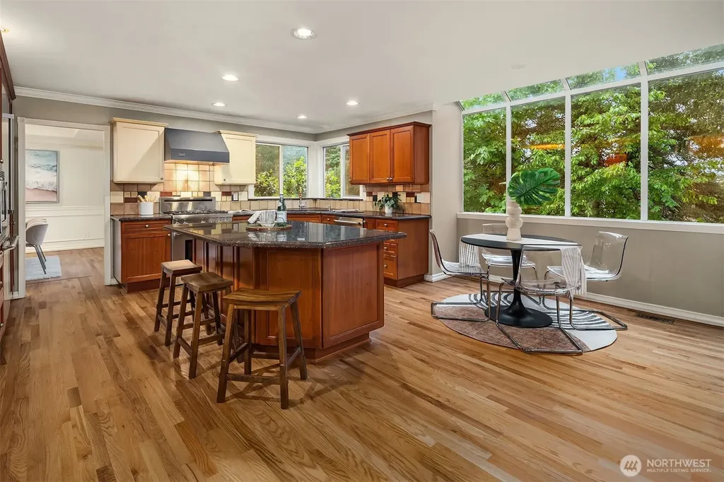 1308 233rd Avenue SE Sammamish WA 98075