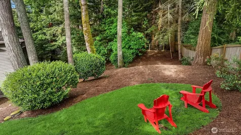 1308 233rd Avenue SE Sammamish WA 98075