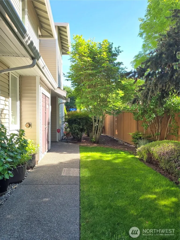 1101 63rd Street SE Auburn WA 98092