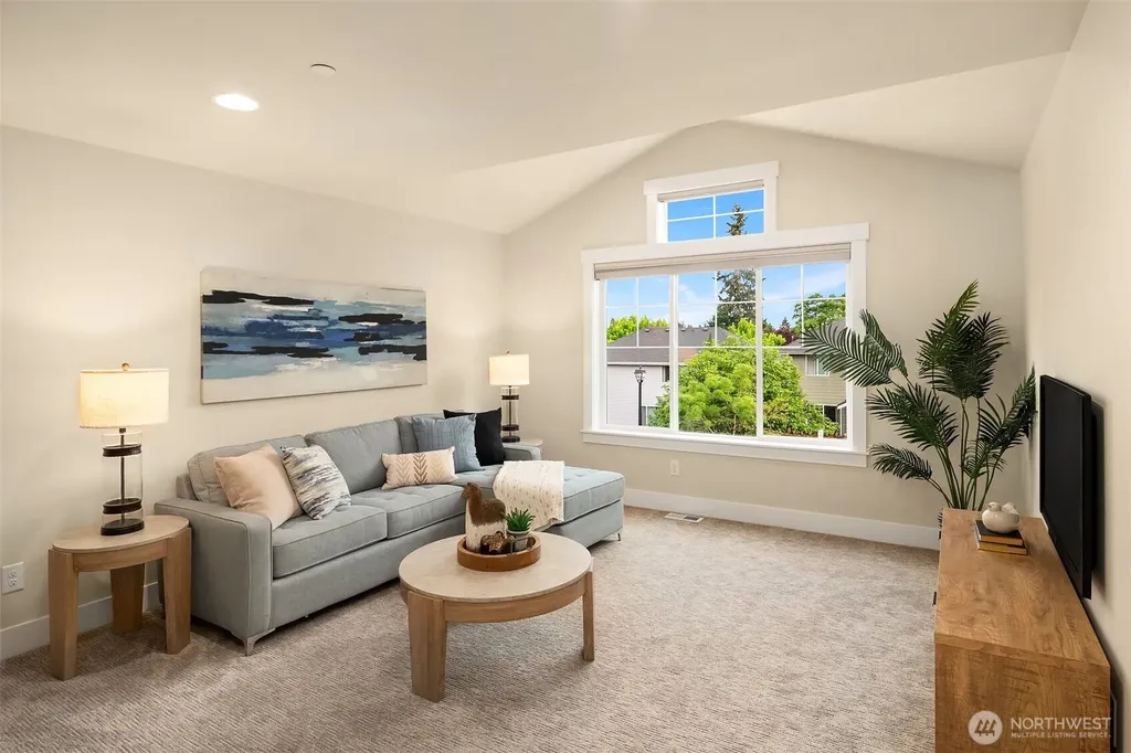 12932 NE 201st Street Woodinville WA 98072