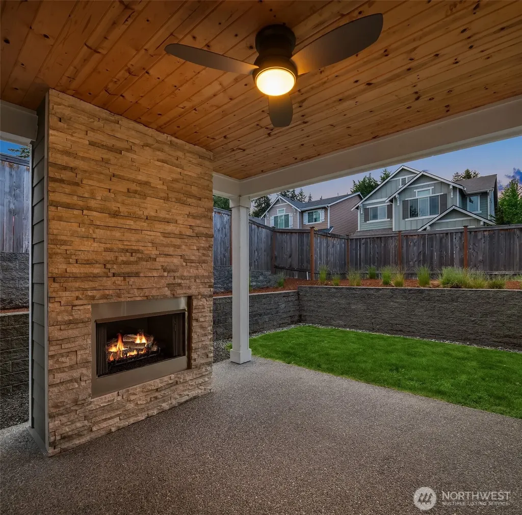 12932 NE 201st Street Woodinville WA 98072