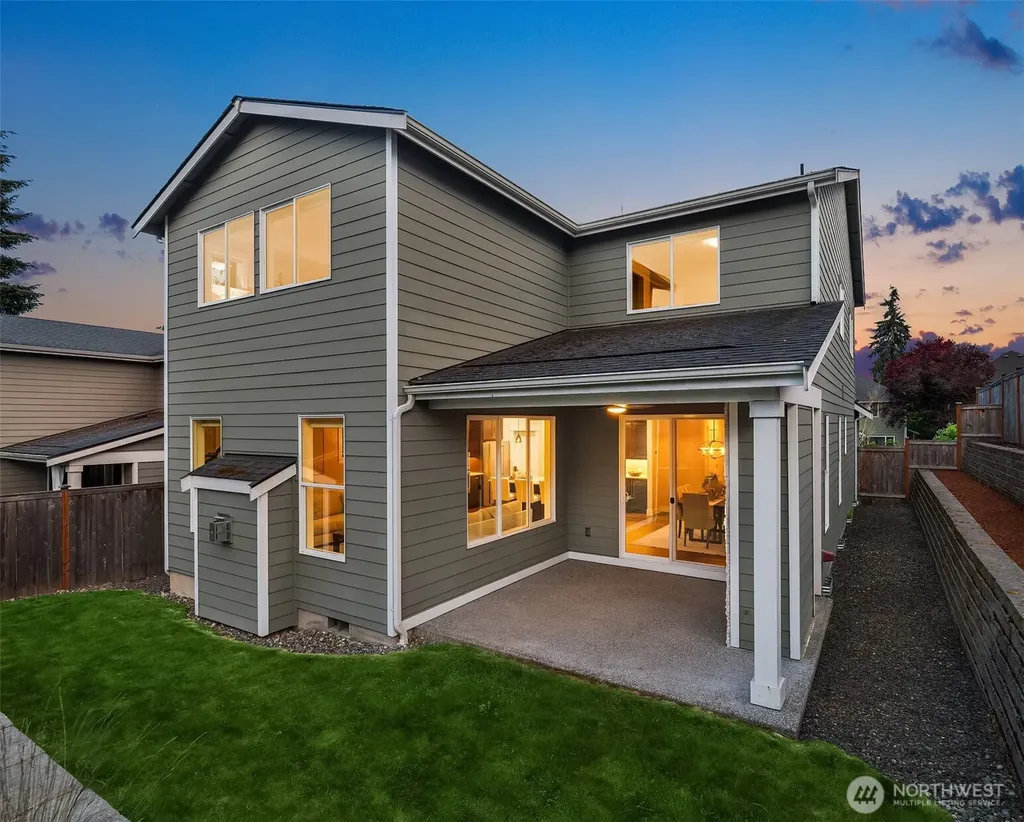 12932 NE 201st Street Woodinville WA 98072