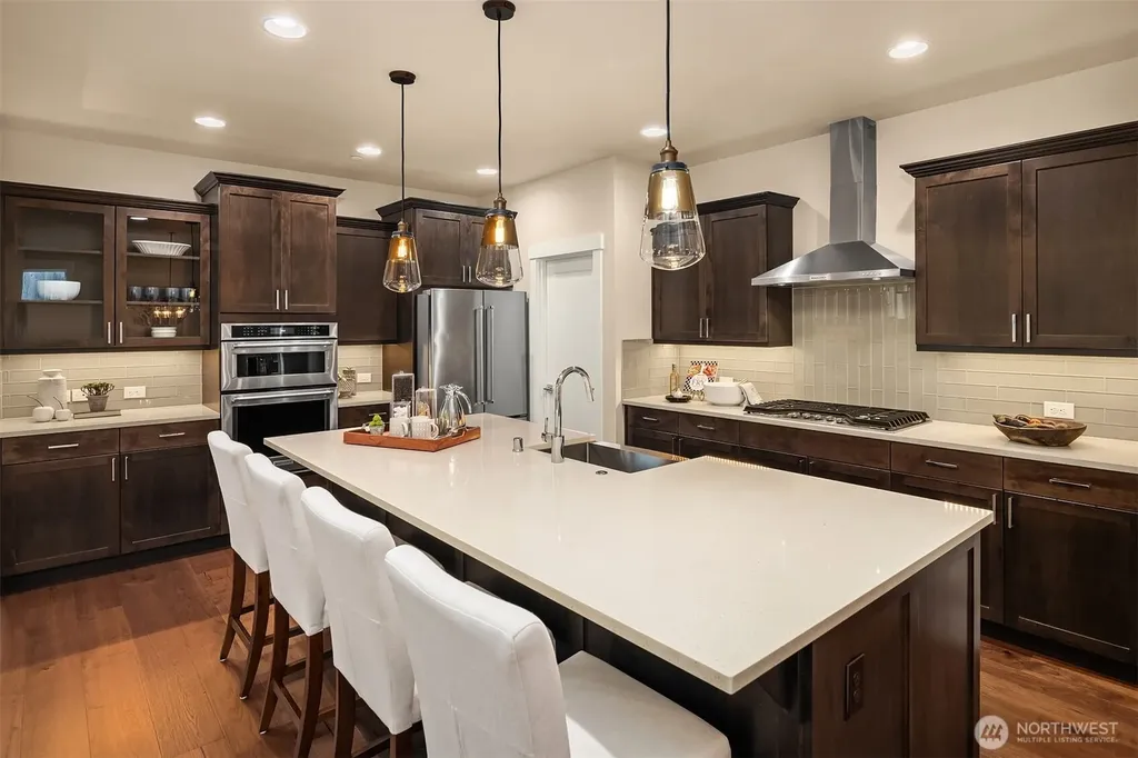 12932 NE 201st Street Woodinville WA 98072