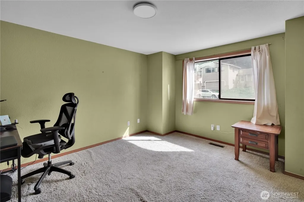 14006 SE 158th Street Renton WA 98058