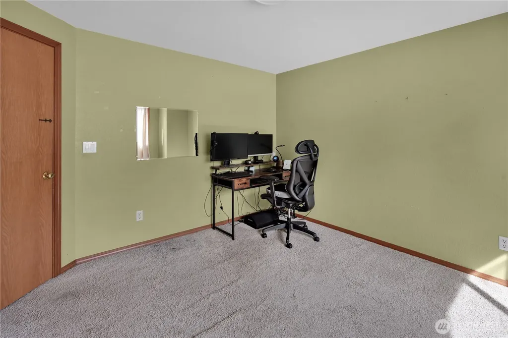14006 SE 158th Street Renton WA 98058