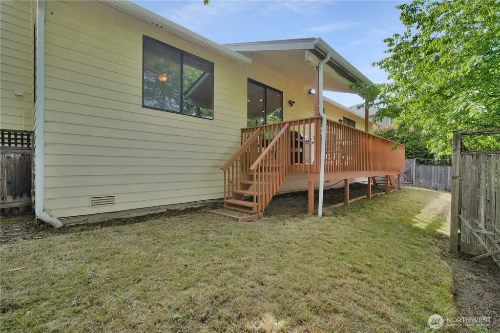 14006 SE 158th Street Renton WA 98058