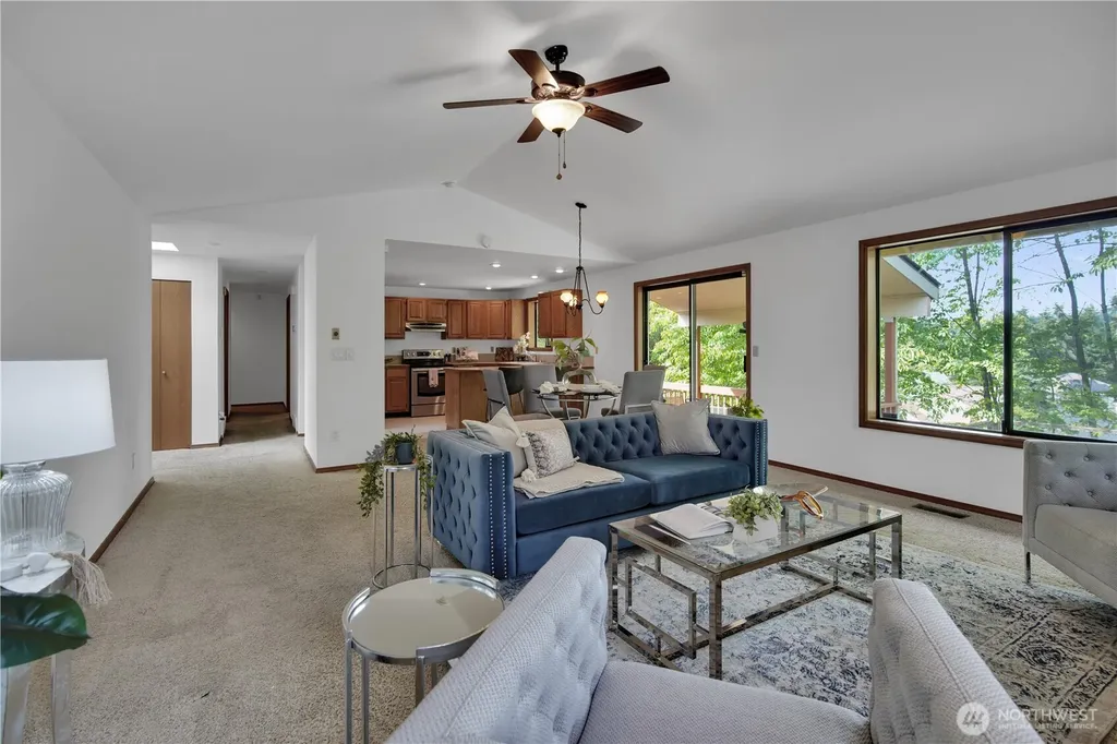 14006 SE 158th Street Renton WA 98058