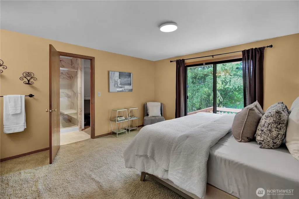 14006 SE 158th Street Renton WA 98058