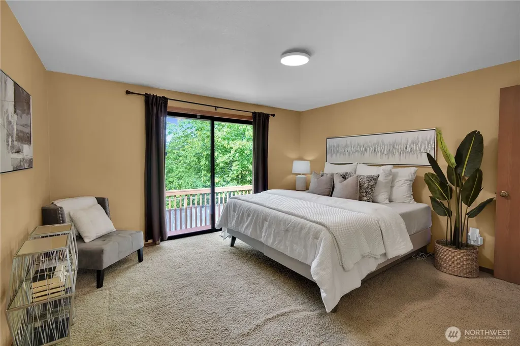 14006 SE 158th Street Renton WA 98058