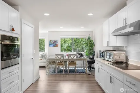 19305 7th Ave W Lynnwood WA 98036