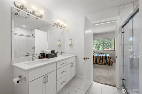 19305 7th Ave W Lynnwood WA 98036