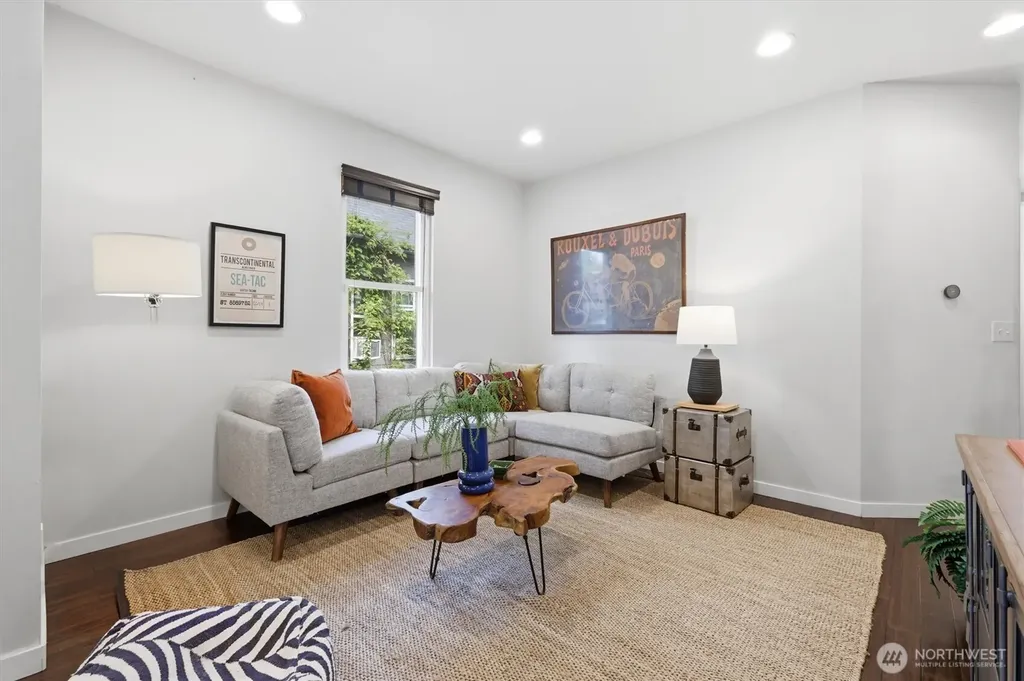 6211 Carleton Avenue S Seattle WA 98108