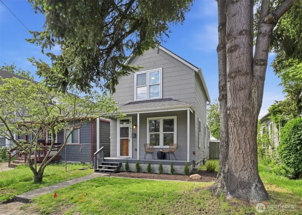6211 Carleton Avenue S Seattle WA 98108