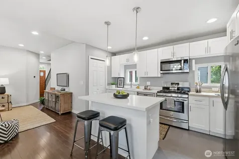 6211 Carleton Avenue S Seattle WA 98108