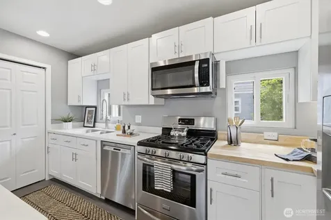 6211 Carleton Avenue S Seattle WA 98108