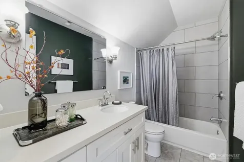 6211 Carleton Avenue S Seattle WA 98108