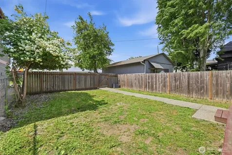 6211 Carleton Avenue S Seattle WA 98108