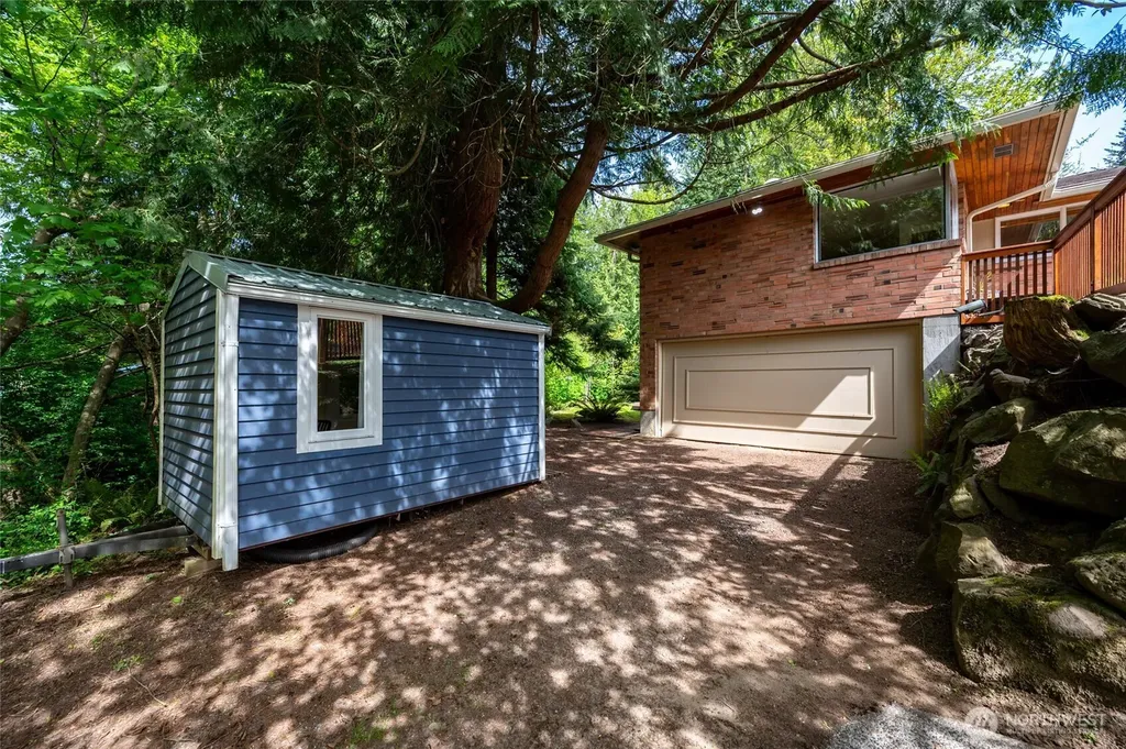 10801 12th Avenue NE Seattle WA 98125