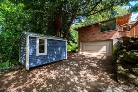 10801 12th Avenue NE Seattle WA 98125