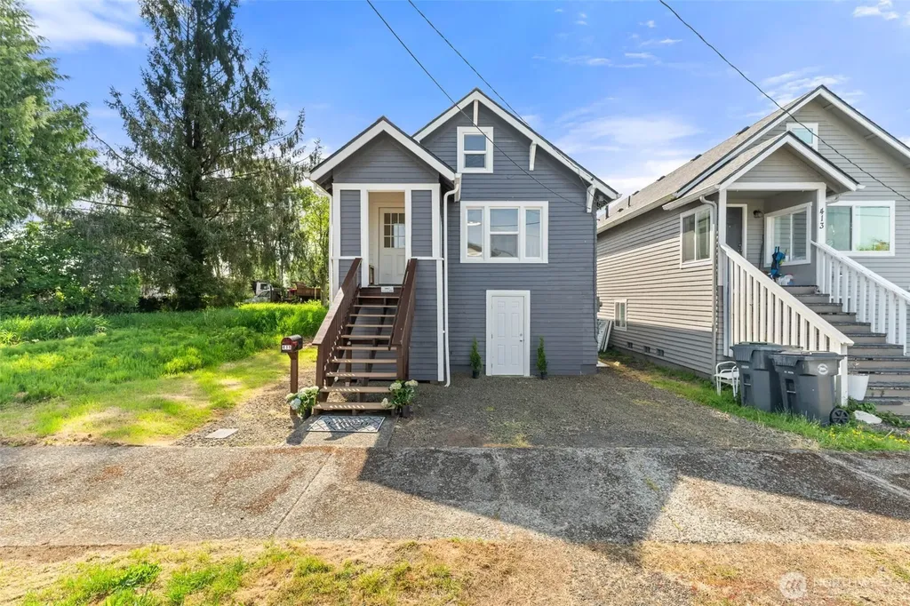 411 11th Street Hoquiam WA 98550