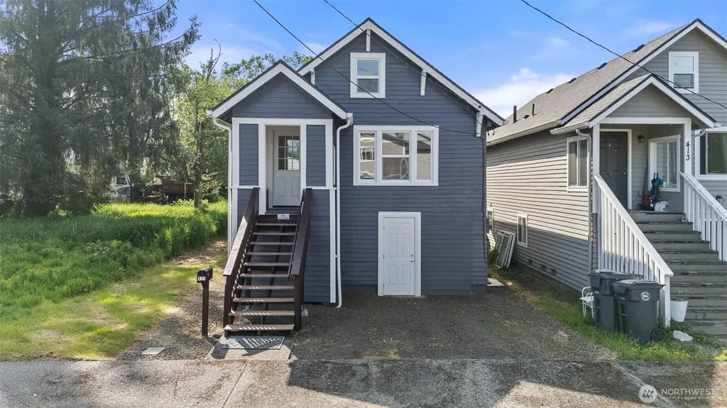 411 11th Street Hoquiam WA 98550