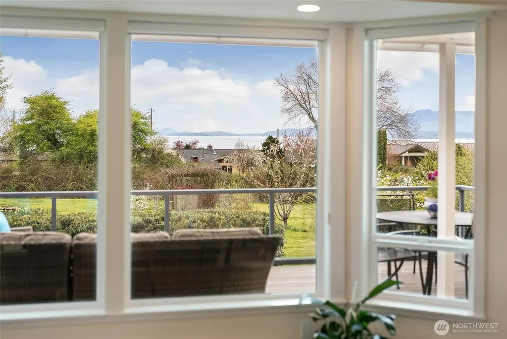 3910 Cliffside Drive Bellingham WA 98225