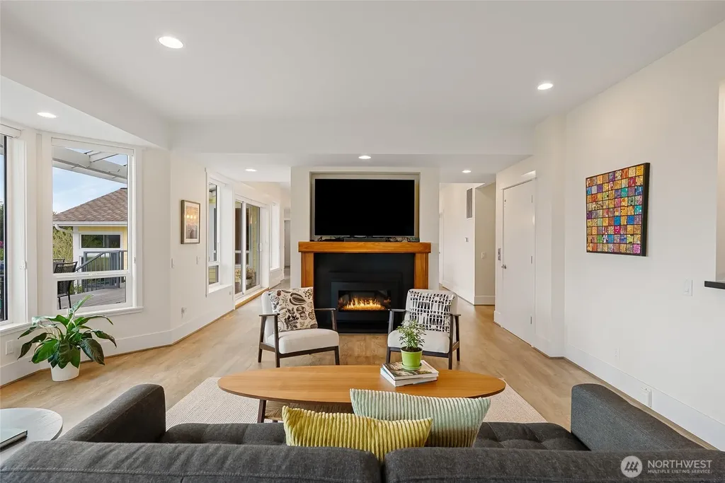 3910 Cliffside Drive Bellingham WA 98225